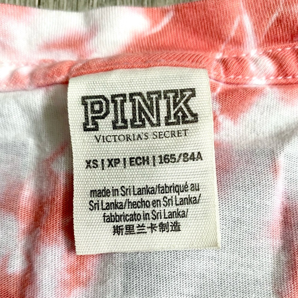 VS PINK TIE DYE OVERSIZED CAMPUS SHORT SLEEVE TEE LOGO PINK/BLK SIZE XS T-SHIRT - Picture 7 of 10